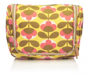 cuckooland_Orla Kiely Oval Flower Wash Bag