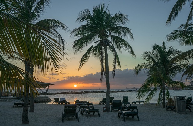 Curacao sunset Image by Mariamichelle CC0