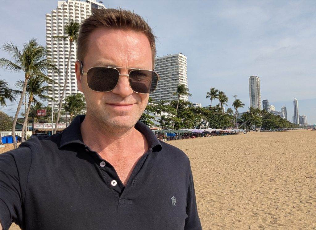 Jomtien & Pattaya Beach Resorts beach image Craig Hindmarsh