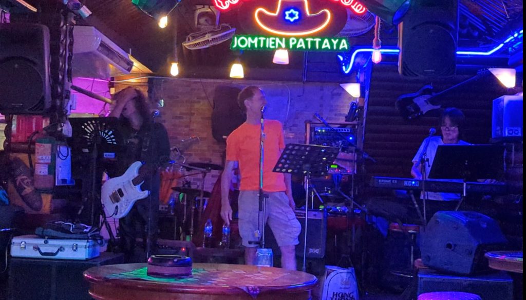 Jomtien & Pattaya Beach Resorts music venue image Craig Hindmarsh